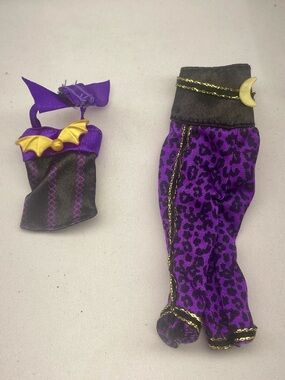 RARE Monster High Sweet 1600 Clawdeen Wolf Matching Set